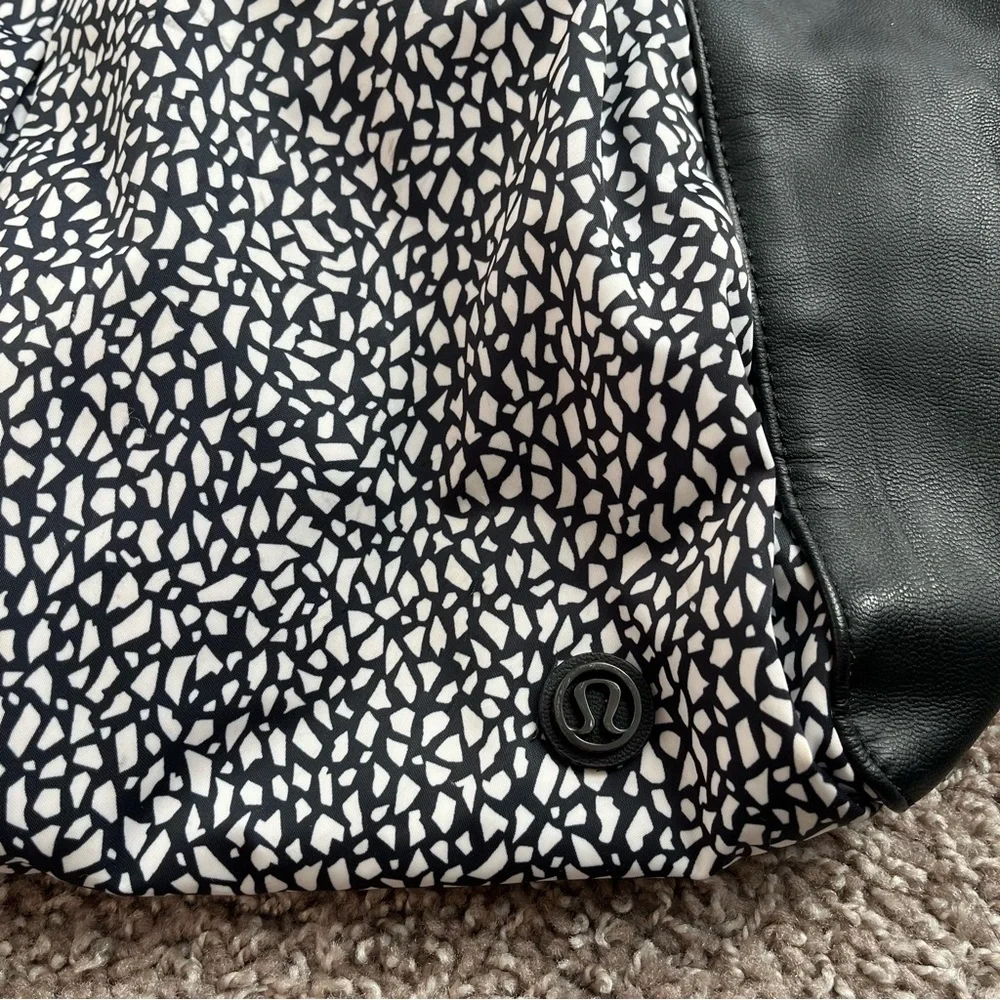EUC Lululemon Free To Be Bag in Miss Mosaic Black / Black - Picture 3 of 15